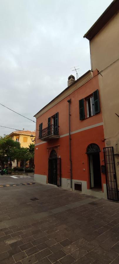 Ideale Per Escursionisti, A Pochi Minuti Dal Mare E Dalle Falesie- Casa Celeste Cisano sul Neva Bagian luar foto
